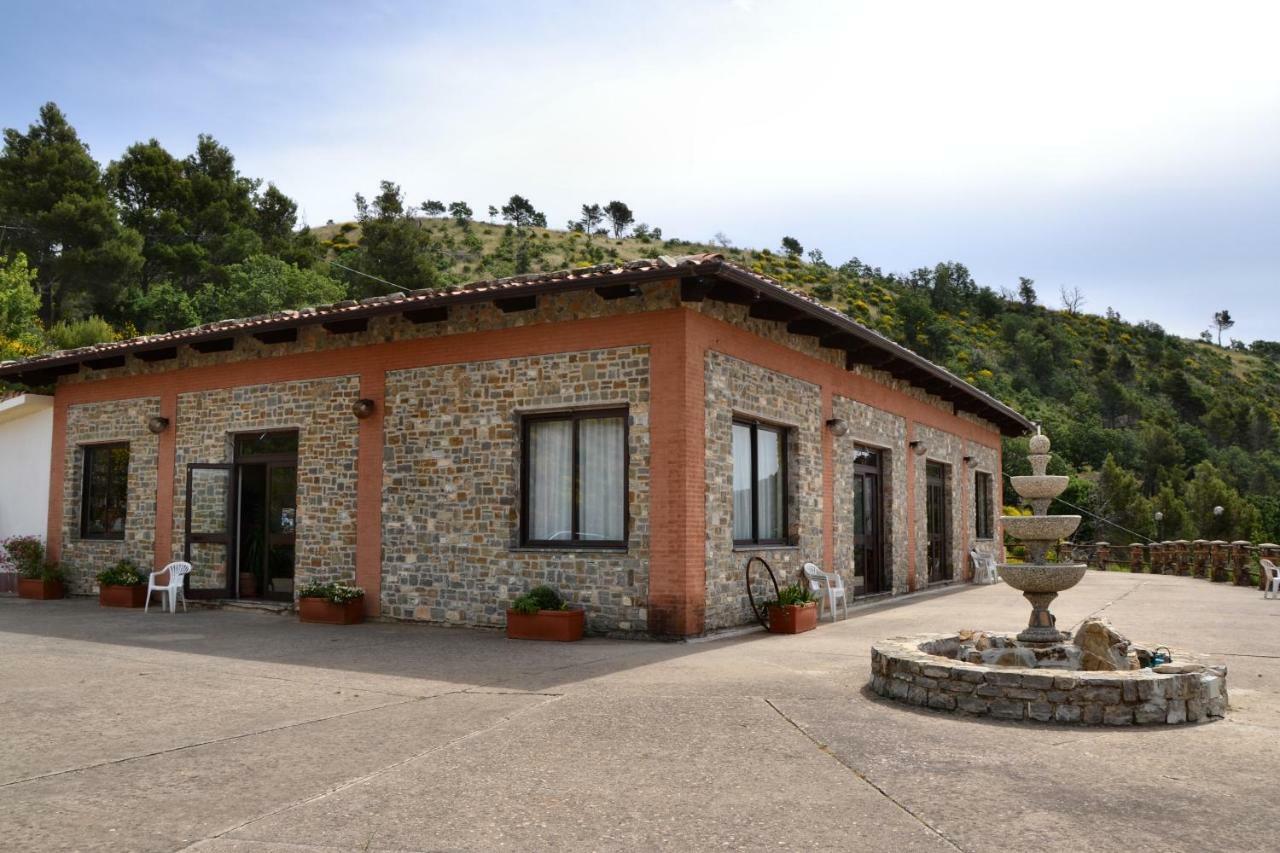 Agriturismo Pinelli Plataci Extérieur photo